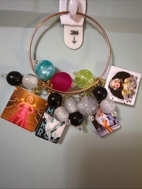 Marilyn Monroe Charm Beaded Bangle Bracelet in Multi-Color